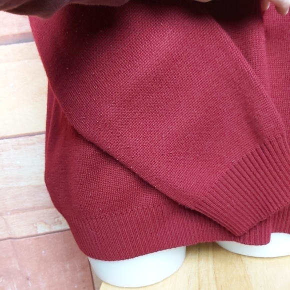 BULA wool blend knitted sweater made in Canada - Picture 5 of 10